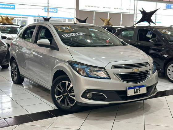 CHEVROLET ONIX 1.4 MPFI LTZ 8V FLEX 4P MANUAL CHEVROLET ONIX 1.4 MPFI LTZ 8V FLEX 4P MANUAL